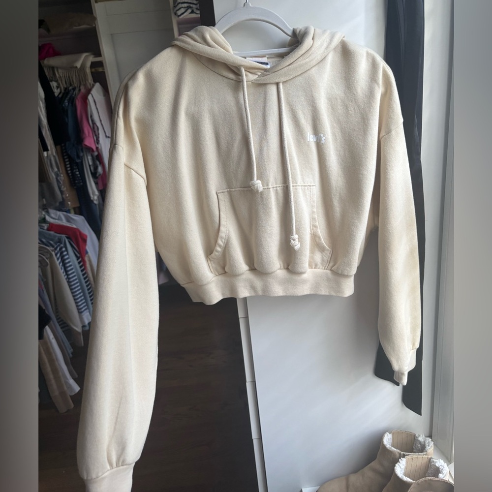 Levi’s cropped sweatshirt - small